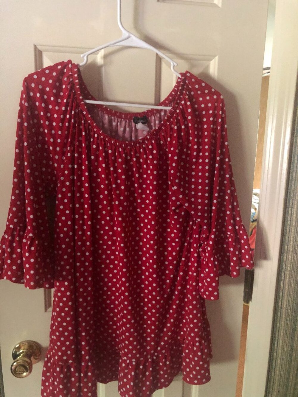 Red and white polka dot with dotted ruffle on bottom tunic Sz Lg